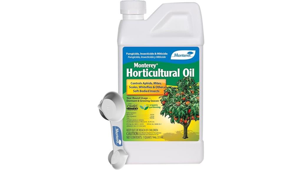 monterey oil with spoon