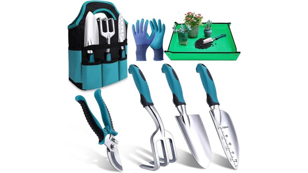 seven piece gardening kit