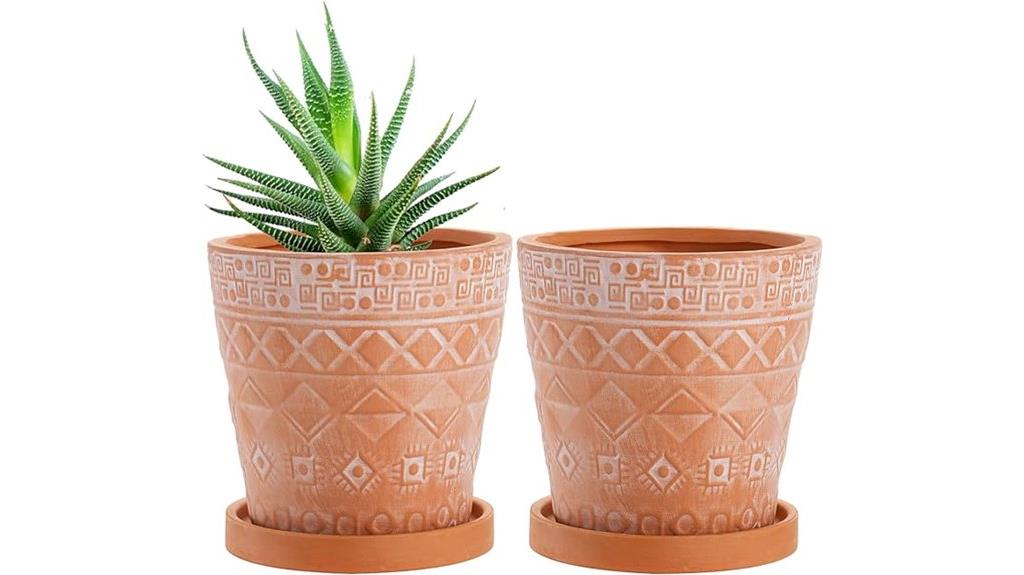 terracotta pots with drainage